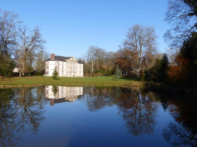 Appartement Édouard André dans château XIX ème Bracquetuit Extérieur photo