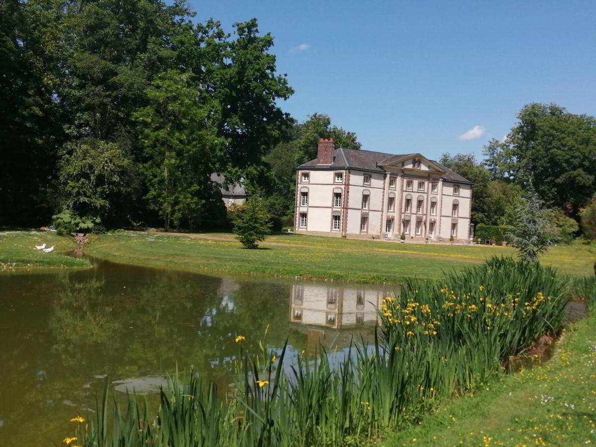 Appartement Édouard André dans château XIX ème Bracquetuit Extérieur photo